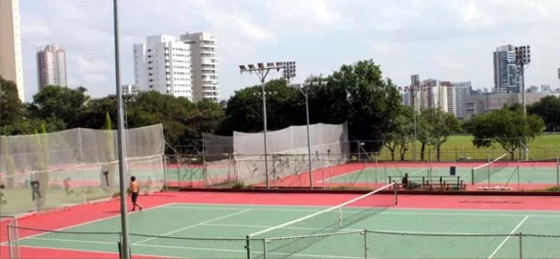 Quadras de Tênis no Parque CERET - SP