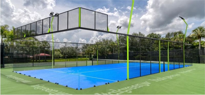 Parede de vidro da quadra de padel